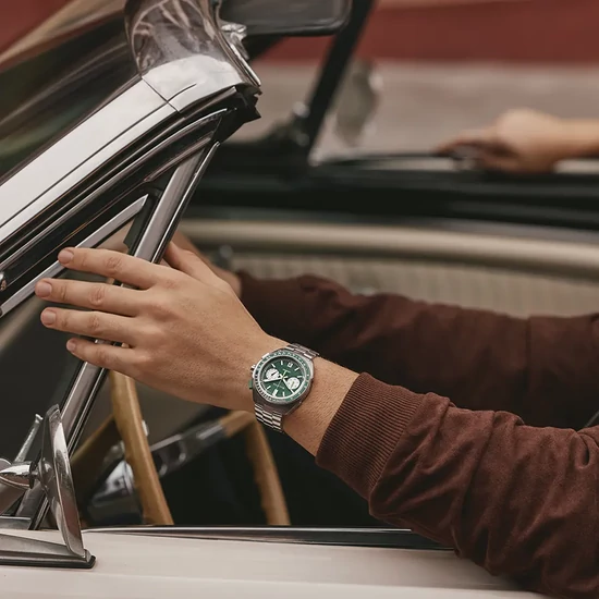 98B468 Bulova Racer Chronograph  férfi karóra