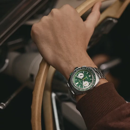 98B468 Bulova Racer Chronograph  férfi karóra