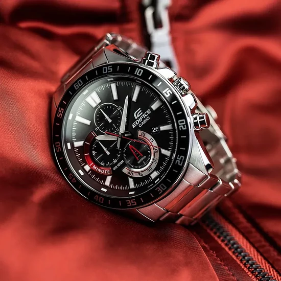 EFV-620D-1A4 Casio Edifice  férfi karóra