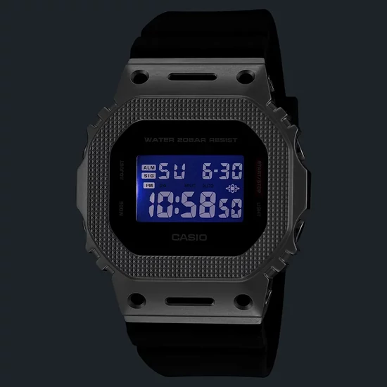 GM-5600M-1 Casio G-shock  férfi karóra