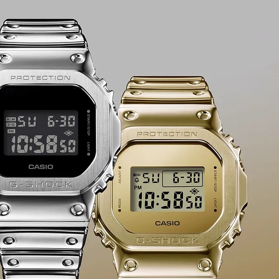 GM-5600YMG-9 Casio G-shock  férfi karóra