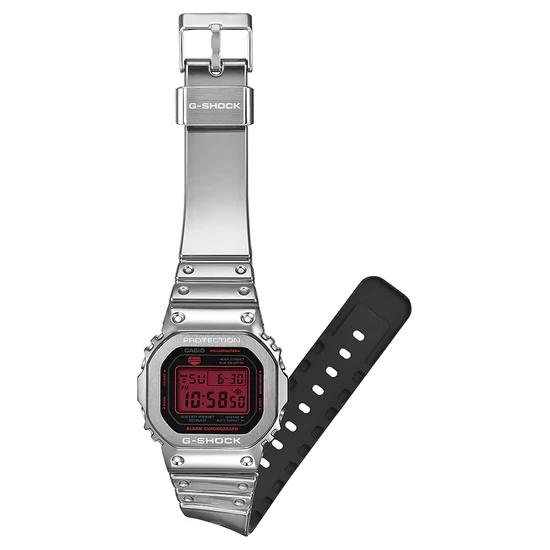 GM-5600YRA-8 Casio G-shock  férfi karóra
