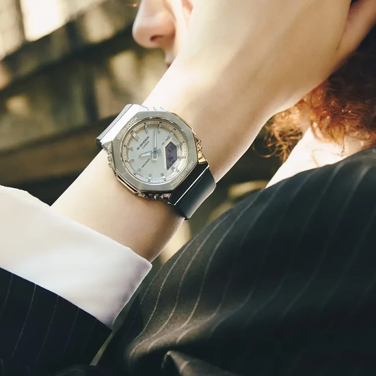 GM-S2110-1A7 Casio G-shock  női karóra