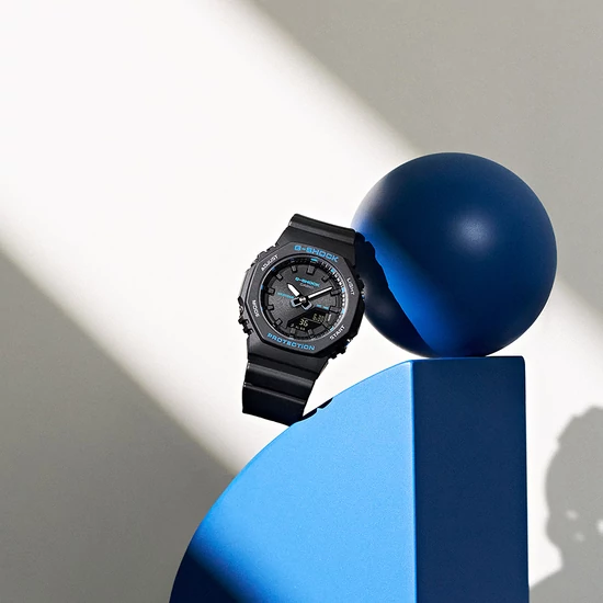 GMA-P2100BA-1 Casio G-shock  női karóra